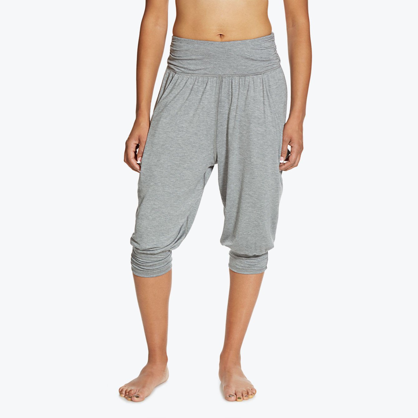 Phoebe Harem Capri